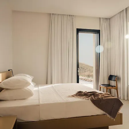 Moonhouse Paros Villa